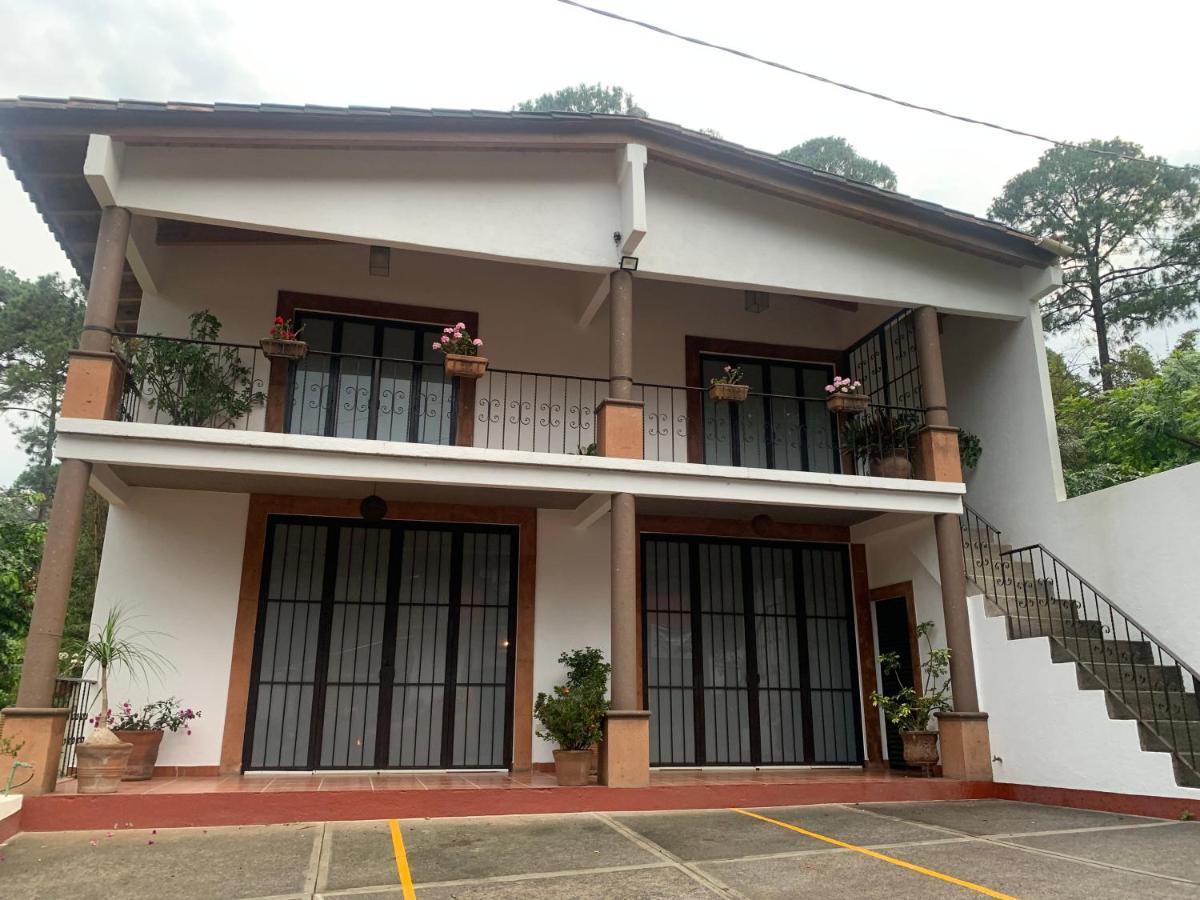 Betos Departamentos Apartment Valle de Bravo Bagian luar foto